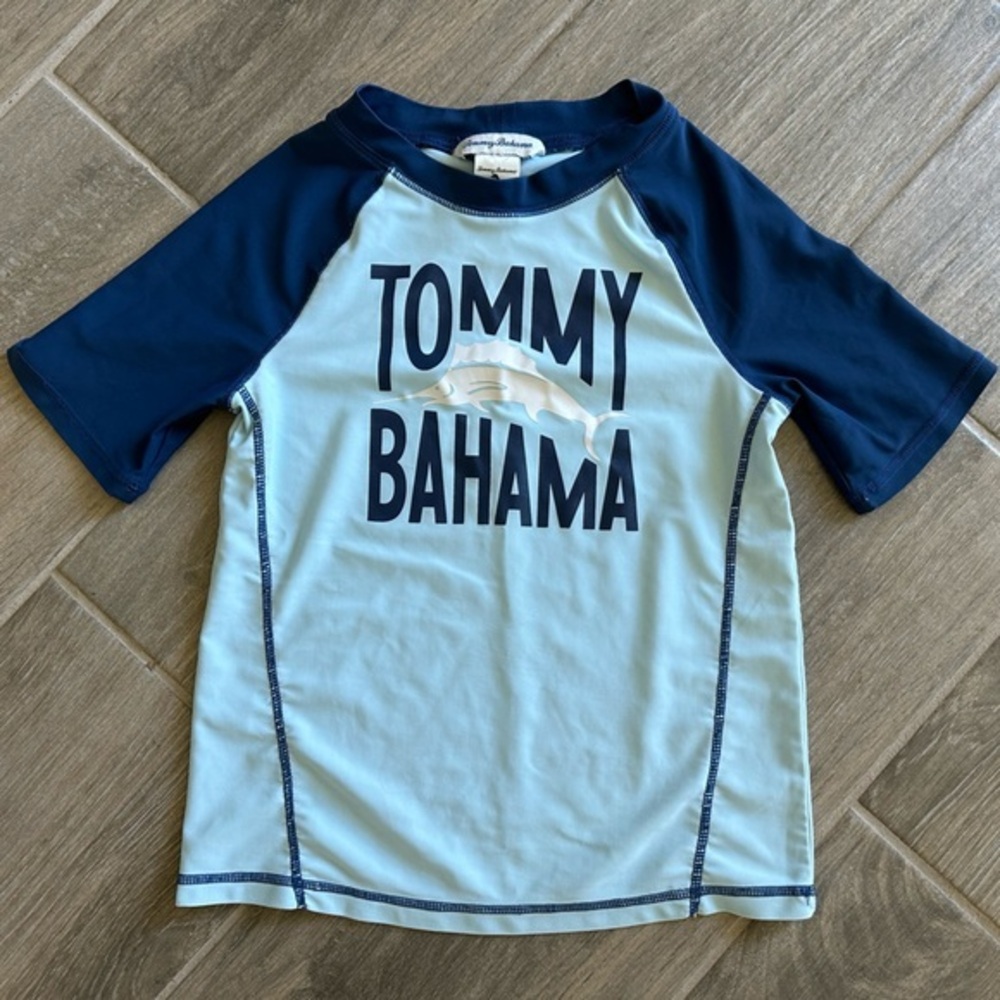 Boys Tommy Bahama short sleeve rash guard size 5